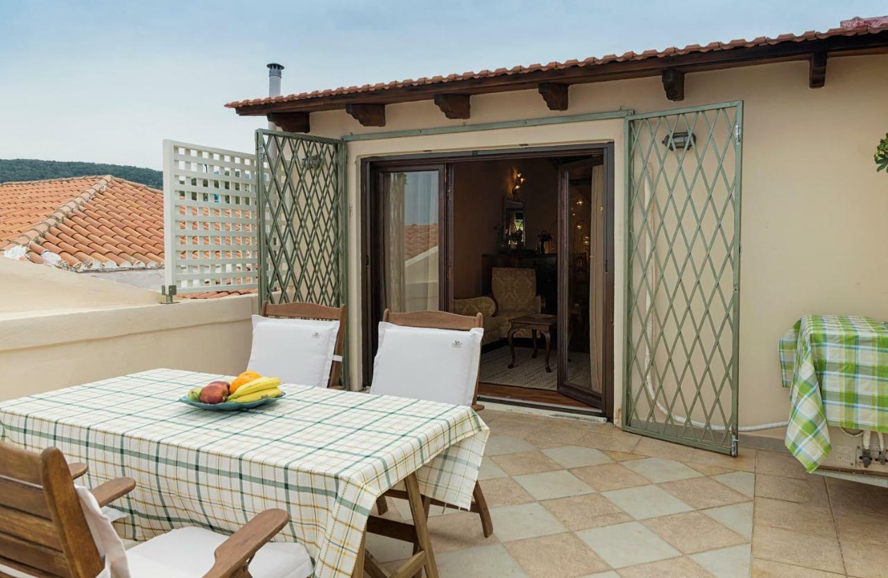 העיירה רתימנו Elois Suites מראה חיצוני תמונה