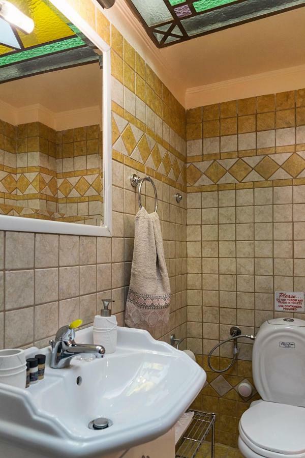 העיירה רתימנו Elois Suites מראה חיצוני תמונה